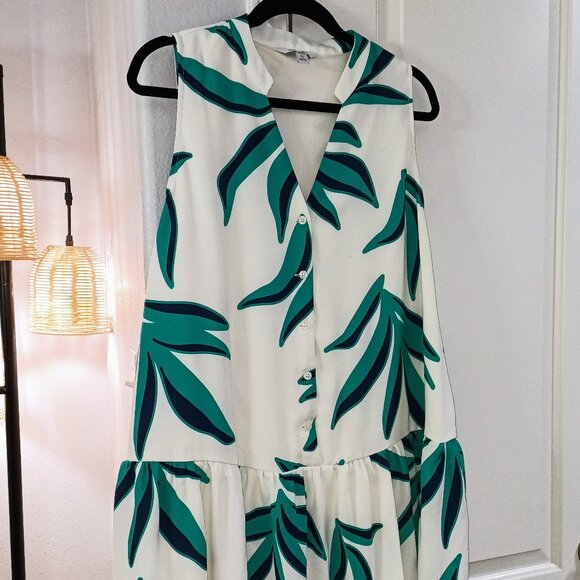 NINE WEST Sleeveless Dress with a Leaf Print. Size XL - Picture 1 of 10